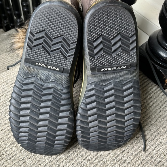 Handcrafted Sorel Natural Rubber Snow Boots Size 10 - Picture 6 of 6